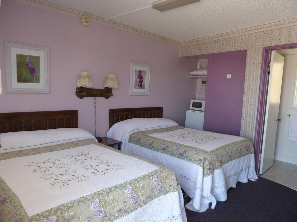 Sugarloaf Mountain Motel Virginia City Zimmer foto